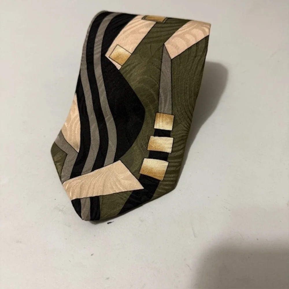 Pierre Balmain Paris Mens Vintage 80s Silk Tie Green Geometric Abstract